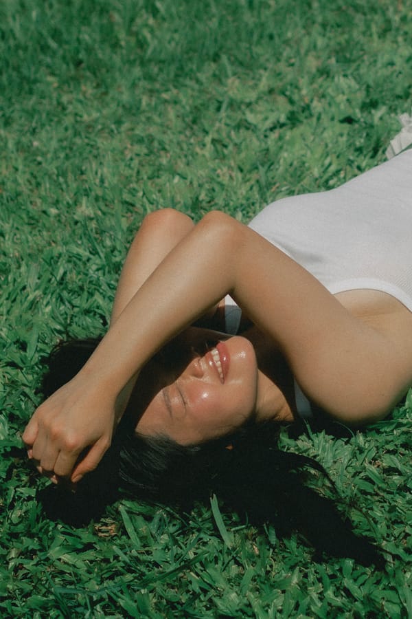 Elsie, 20s · soft, calm